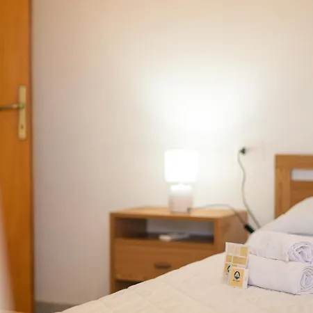 Apartament Berchida 1 *